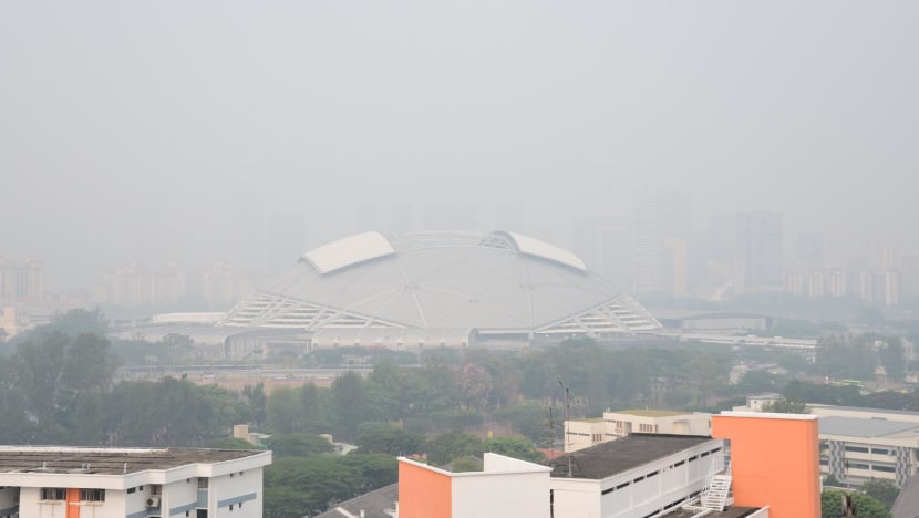 Haze hits unhealthy levels across Singapore on Wednesday Haze hits unhealthy levels across Singapore on Wednesday