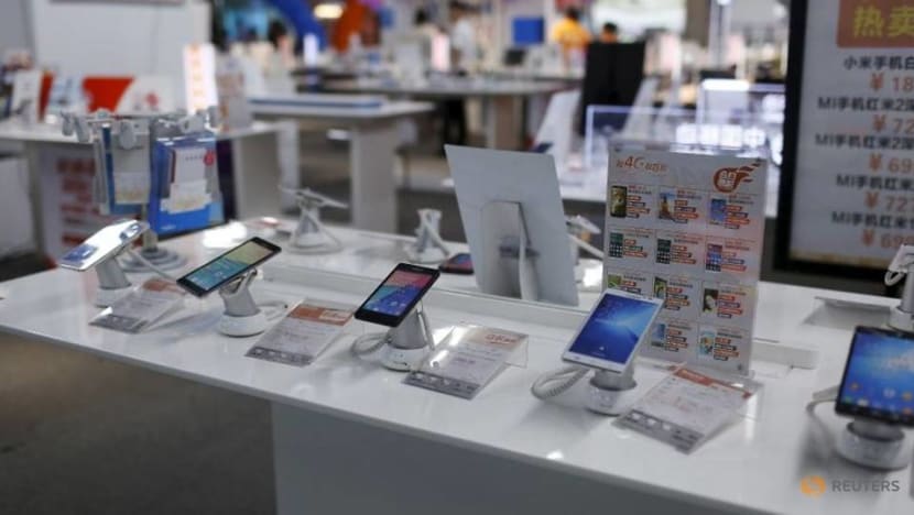 Smartphone shipments in China slump 30.8per cent year on year in May - CAICT Smartphone shipments in China slump 30.8per cent year on year in May - CAICT