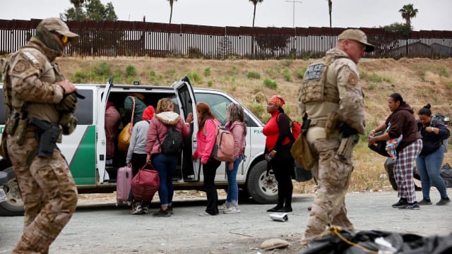 美国第42条边境政策解除 非法移民不增反减