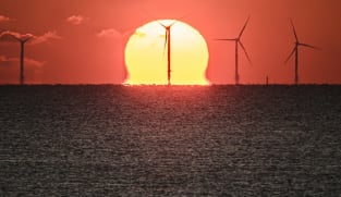 Green energy investment tops US$1 trillion, matches fossil fuels