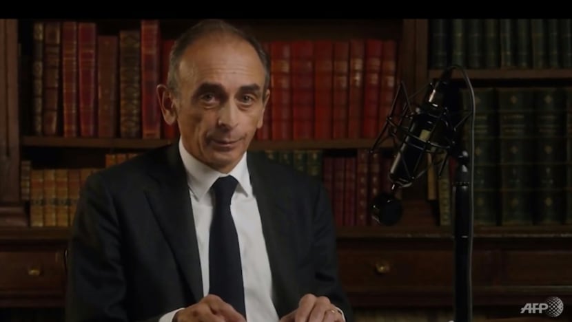 French far-right pundit Zemmour launches presidential bid French far-right pundit Zemmour launches presidential bid