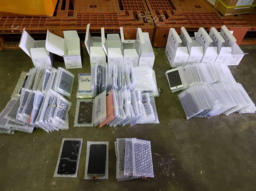 Mobile phone spare parts that were imported. Mobile phone spare parts that were imported.