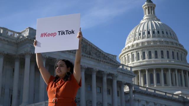 TikTok促美国用户致电参议员 投票反对封禁法案