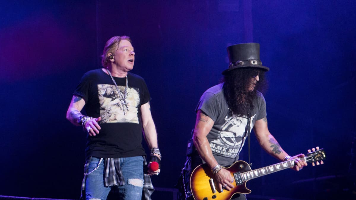 Slash Recalls 'Very Surreal' Guns N' Roses Reunion Show