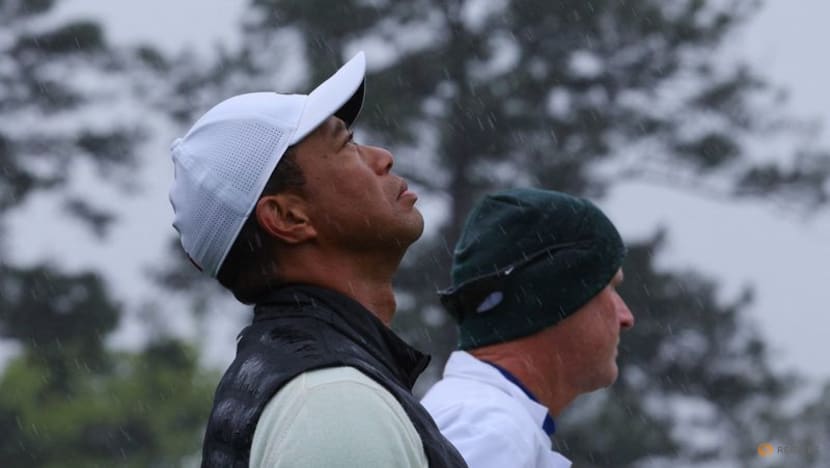 Woods withdraws from Masters due to injury Woods withdraws from Masters due to injury