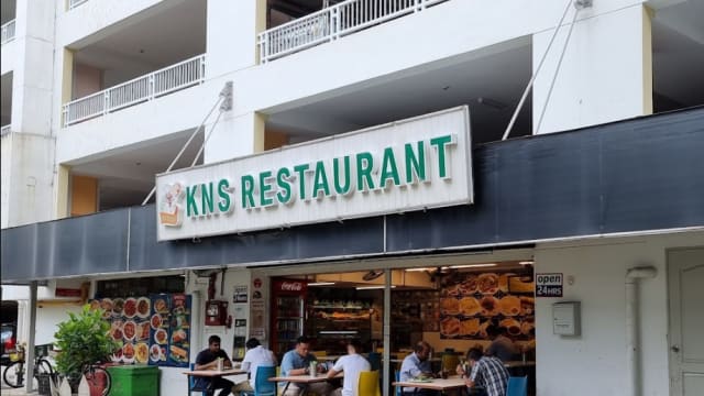 裕廊西KNS餐馆冷藏设备不卫生 被令暂停营业两周