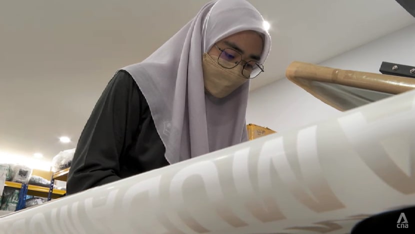 From T-shirts to umbrellas: Malaysia GE15 spells big business for local suppliers, as parties splurge on merchandise From T-shirts to umbrellas: Malaysia GE15 spells big business for local suppliers, as parties splurge on merchandise