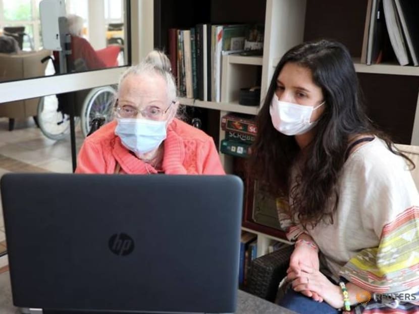 Lockdown's unlikely friendship between French pensioner and British student Lockdown's unlikely friendship between French pensioner and British student