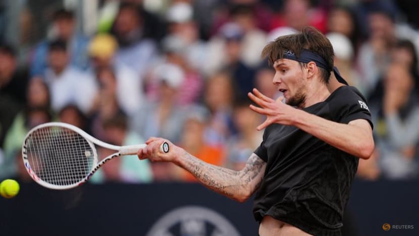 ATP roundup: Jannik Sinner reaches quarters in Netherlands