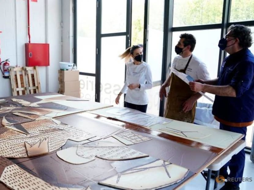 Basque chocolatiers recreate 'Guernica' in show of skill and cultural pride Basque chocolatiers recreate 'Guernica' in show of skill and cultural pride