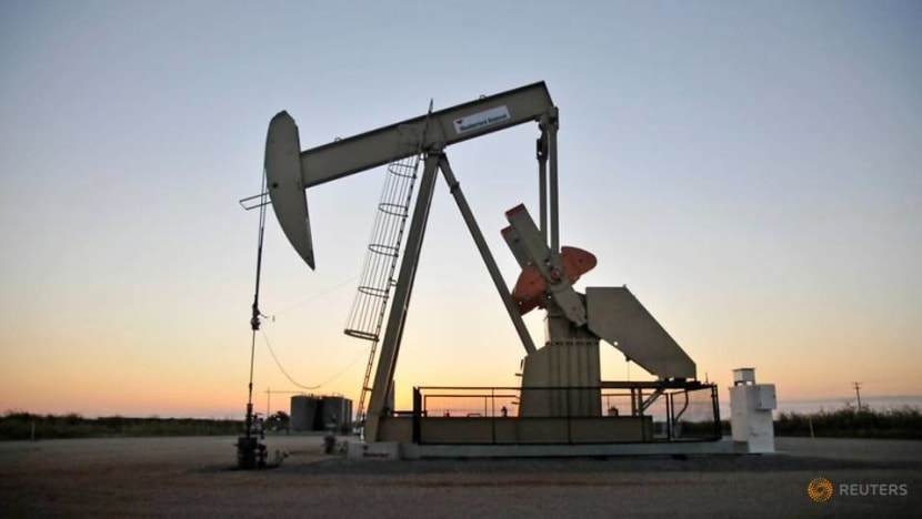 Oil edges lower as rising COVID-19 cases cloud demand recovery outlook Oil edges lower as rising COVID-19 cases cloud demand recovery outlook