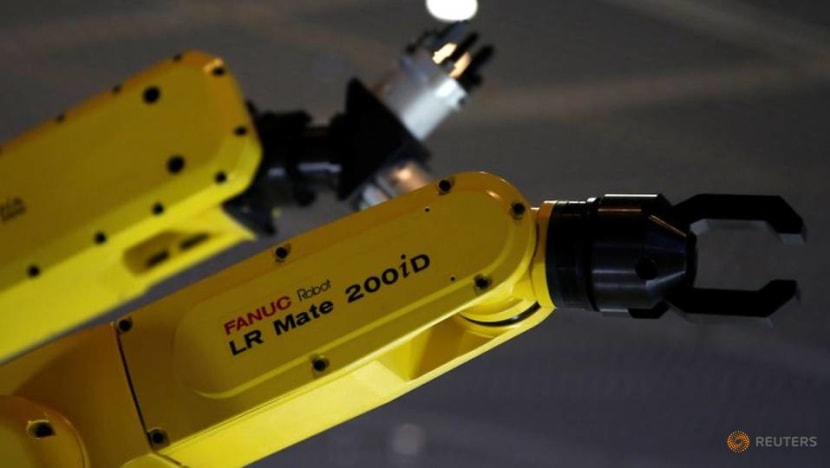 Japan's May machinery orders rise for 3rd straight month Japan's May machinery orders rise for 3rd straight month