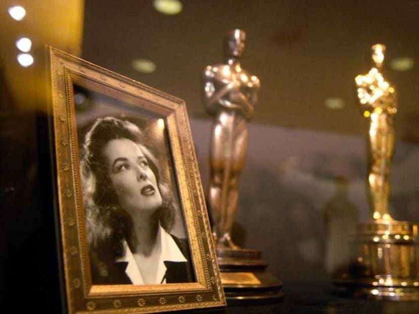 Hollywood star Katharine Hepburn's love letters to Howard Hughes up for auction Hollywood star Katharine Hepburn's love letters to Howard Hughes up for auction