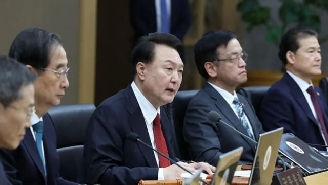 韩国总统抨击集体辞职医生 誓言将严惩违例者 