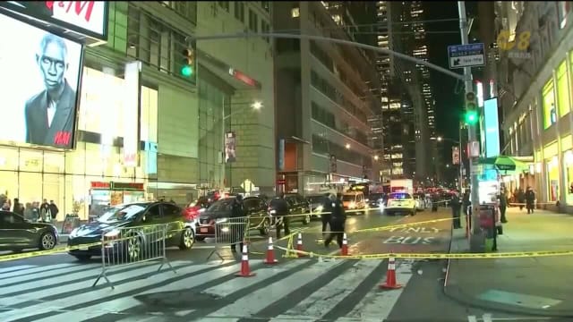 美国纽约时代广场发生枪击事件 一游客遭射伤