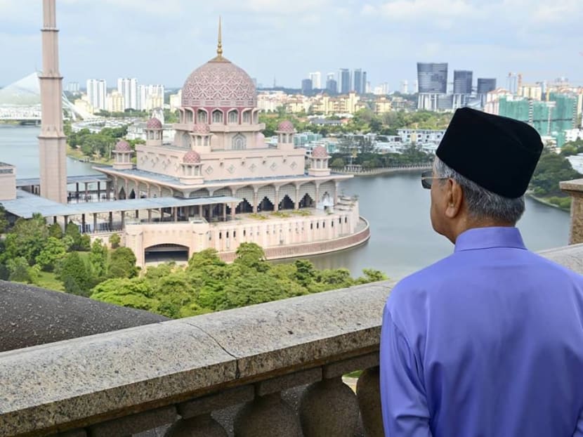The PH government led by Dr Mahathir has taken steps to remove those believed to be loyal to the Najib administration, and thus consolidate authority within various government and government-linked agencies. The PH government led by Dr Mahathir has taken steps to remove those believed to be loyal to the Najib administration, and thus consolidate authority within various government and government-linked agencies.