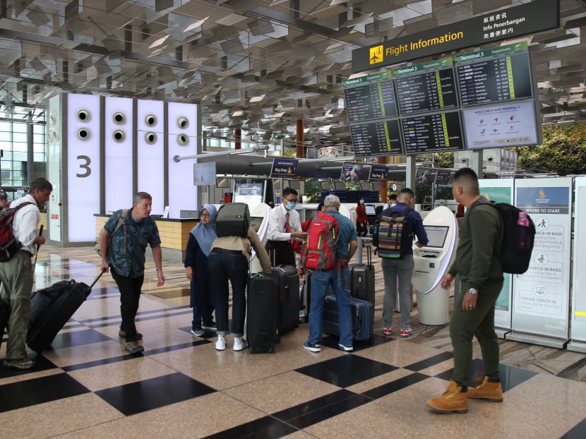 All travellers who show symptoms of fever or respiratory illness and who thus have to undergo a Covid-19 swab test at Singapore’s checkpoints will also have to serve a 14-day stay-home notice. All travellers who show symptoms of fever or respiratory illness and who thus have to undergo a Covid-19 swab test at Singapore’s checkpoints will also have to serve a 14-day stay-home notice.