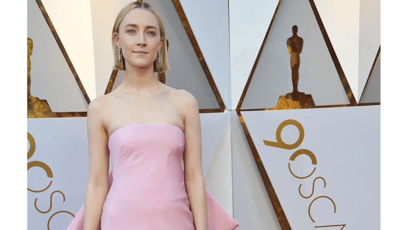 Saoirse Ronan got a 'weird' body shape from Queen of Scots corsets Saoirse Ronan got a 'weird' body shape from Queen of Scots corsets