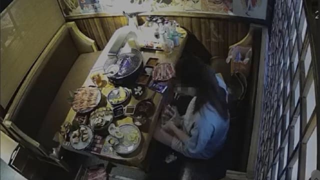 中国女子一个月内吃五顿自助餐偷偷打包 店家起诉索赔