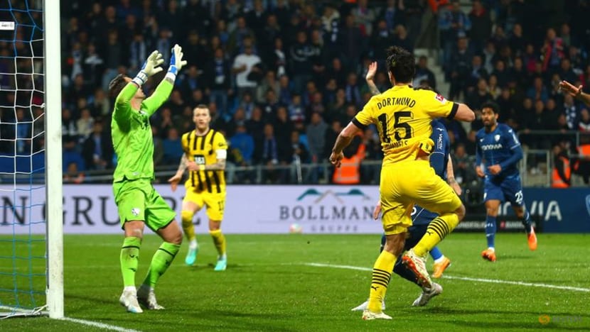 Leaders Dortmund stumble in title race with 1-1 draw at Bochum