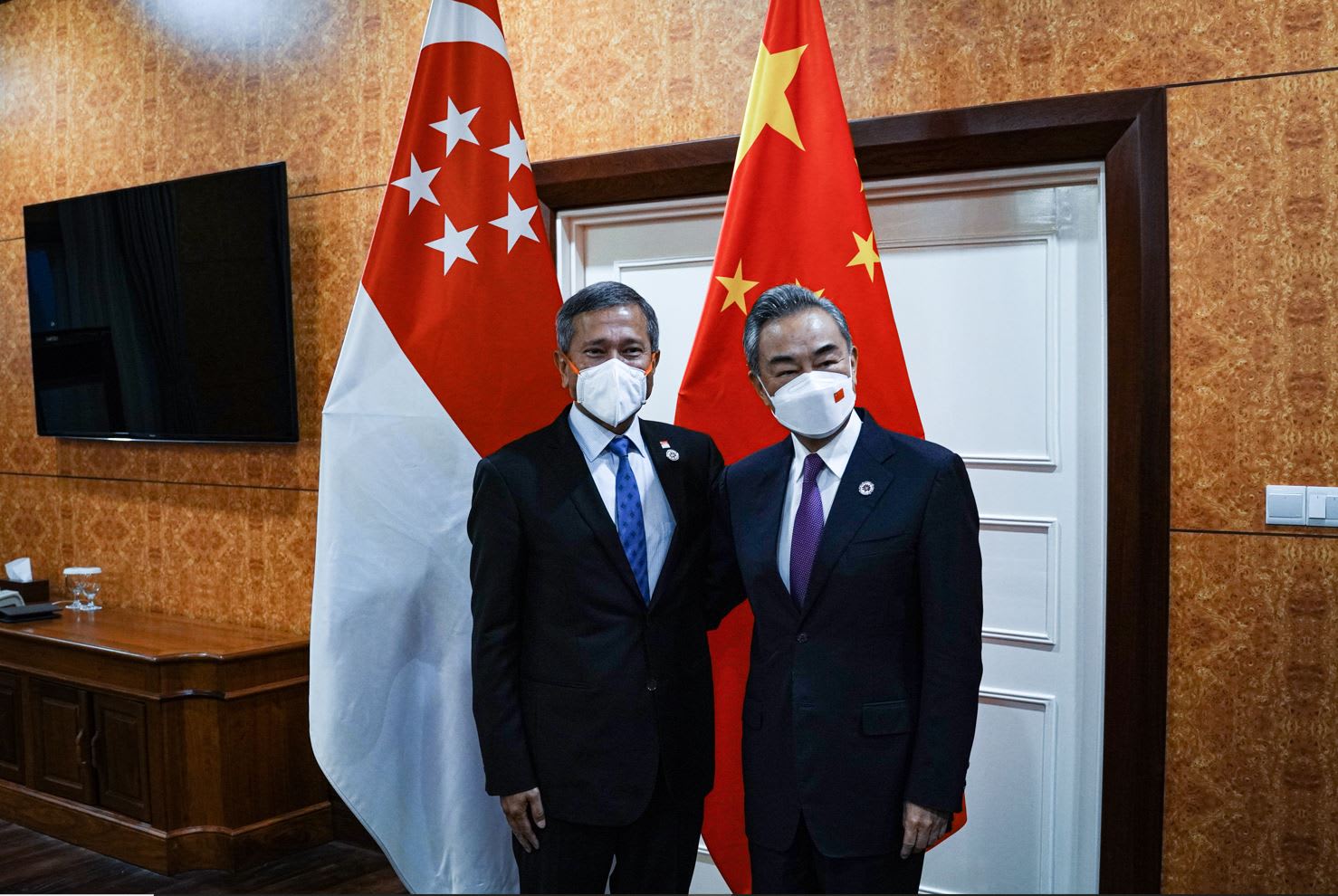 Meeting between Minister for Foreign Affairs Dr Vivian Balakrishnan and China's State Councilor and Foreign Minister Wang Yi on the sidelines of the 55th Asean Foreign Ministers’ Meeting in Phnom Penh on Aug 4, 2022. Meeting between Minister for Foreign Affairs Dr Vivian Balakrishnan and China's State Councilor and Foreign Minister Wang Yi on the sidelines of the 55th Asean Foreign Ministers’ Meeting in Phnom Penh on Aug 4, 2022.