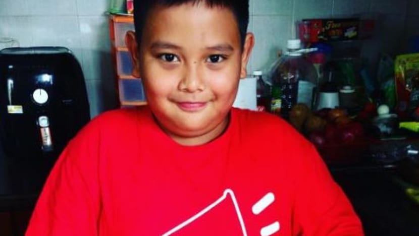 Kanak-kanak Melayu 11 tahun jual biskut, bakar roti untuk selamatkan penyu