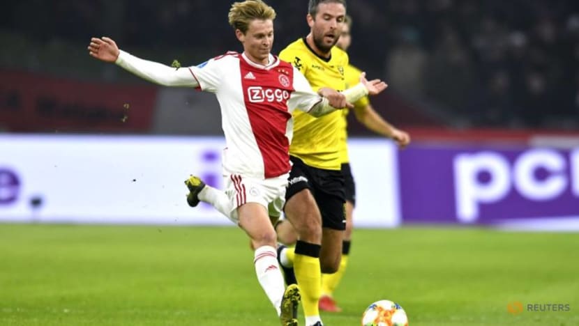 Frenkie De Jong is joining Barca, and it's nothing he can't handle Frenkie De Jong is joining Barca, and it's nothing he can't handle
