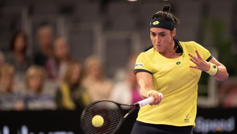 Sakkari beats Sabalenka to reach last four of WTA Finals Sakkari beats Sabalenka to reach last four of WTA Finals