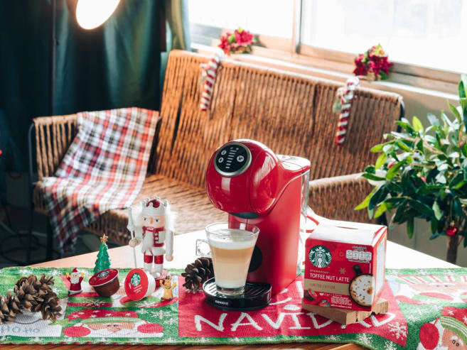 Festive gift ideas from Starbucks for every personality type in your life 