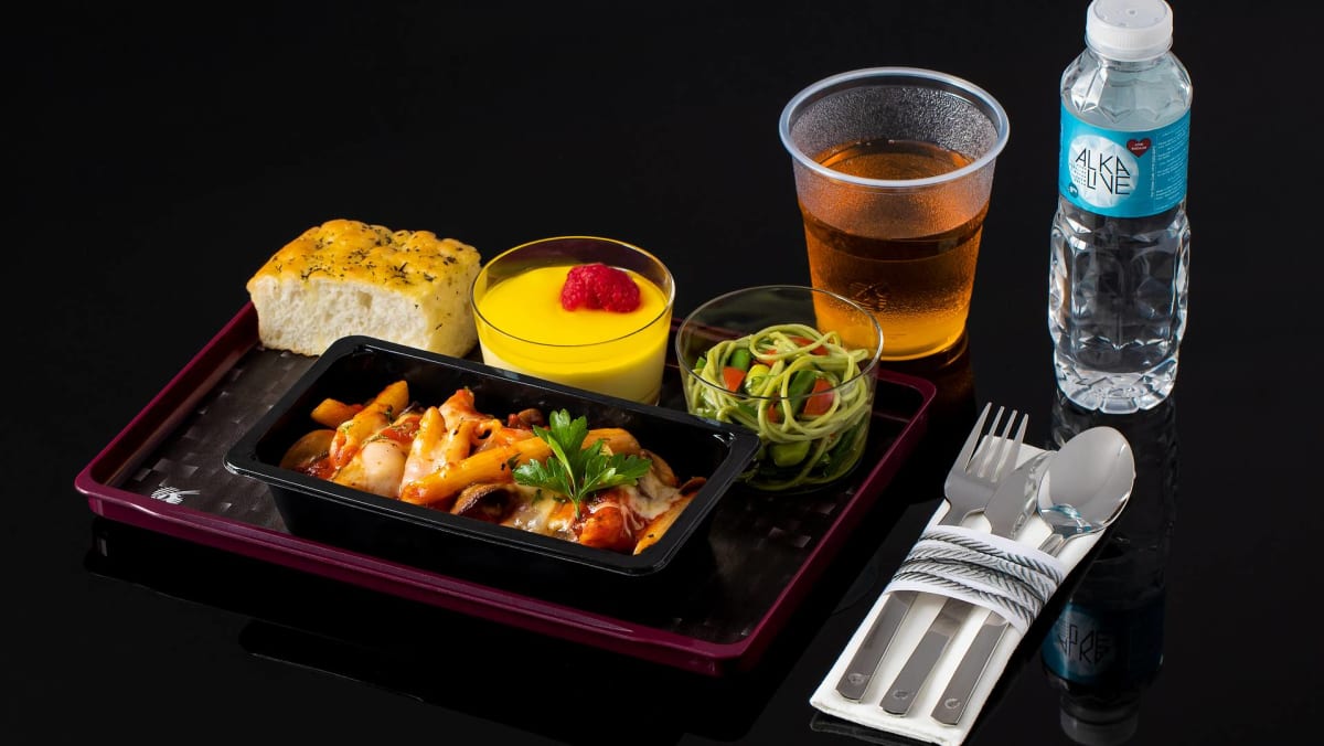 Eat Like A Business Class Passenger Sorta On Qatar Airways Economy Class With Its New Revamped Menu Today Eat Like A Business Class Passenger Sorta On Qatar Airways Economy Class With Its New Revamped Menu Today