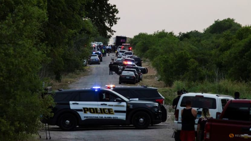 More than 40 migrants die in truck in San Antonio, others hospitalised More than 40 migrants die in truck in San Antonio, others hospitalised