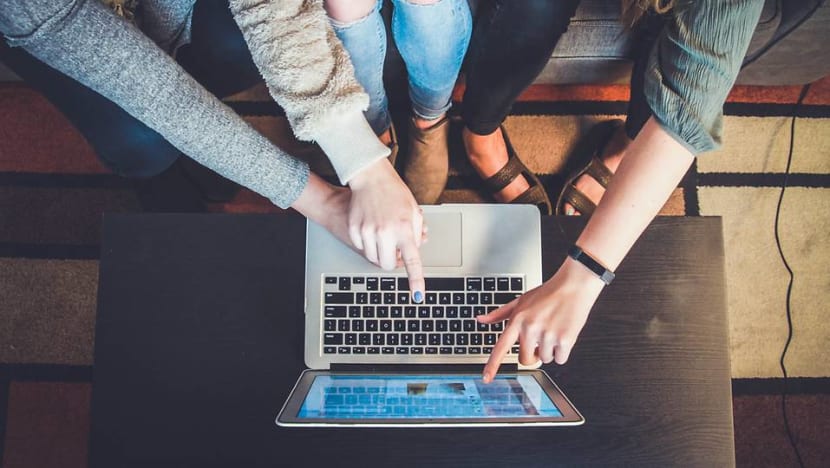 Commentary: How to encourage cyber-safe habits at work without being a jerk Commentary: How to encourage cyber-safe habits at work without being a jerk
