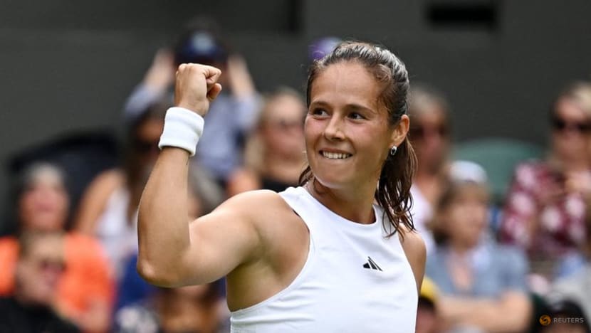 Kasatkina speeds through to Wimbledon's third round