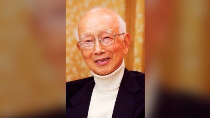 Raymond Chow, legendary Hong Kong producer behind stars Bruce Lee, Jackie Chan and Jet Li dies at 91: Reports Raymond Chow, legendary Hong Kong producer behind stars Bruce Lee, Jackie Chan and Jet Li dies at 91: Reports