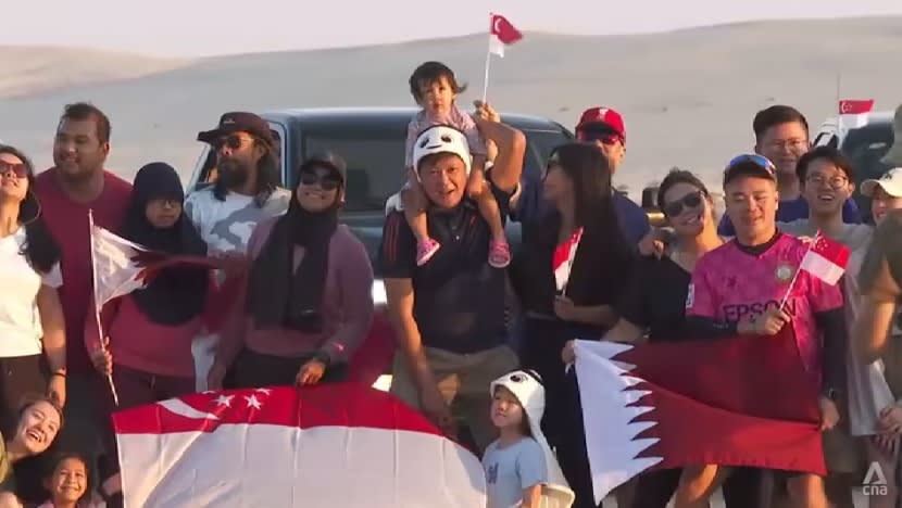 Rakyat SG di Qatar pupuk silaturrahim di padang pasir