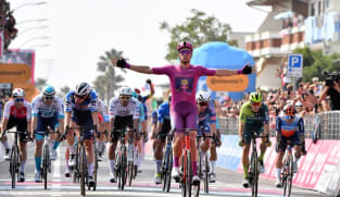 Milan beats Merlier on the line to win Giro stage 11