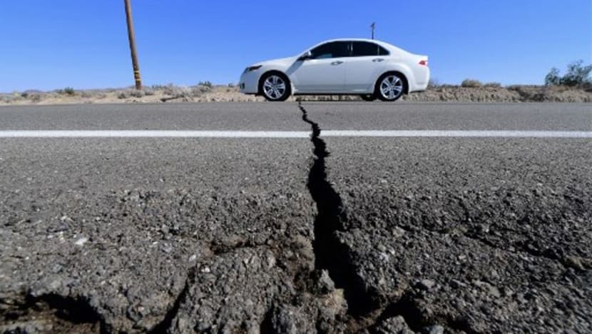 Gempa kuat gegar California Selatan