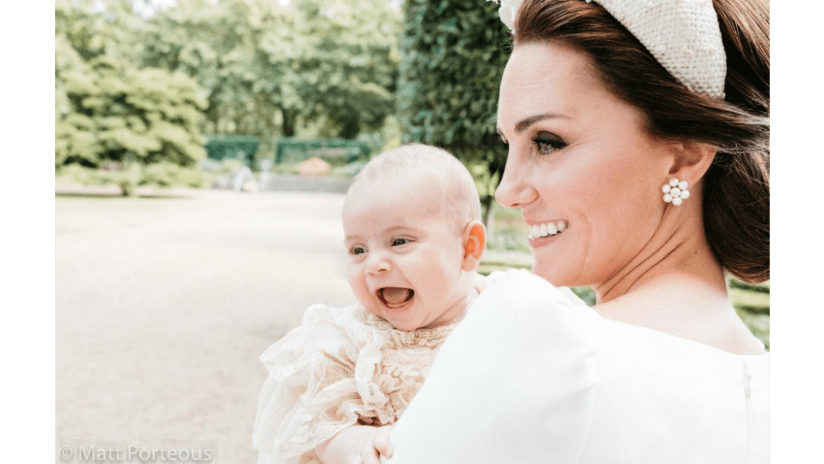 Duke And Duchess Of Cambridge Release Extra Prince Louis Photo 8days