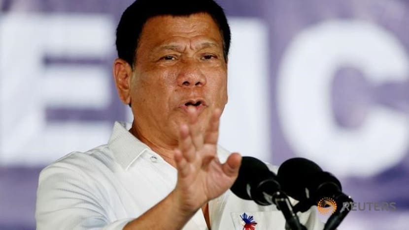 Duterte kuatkuasakan larangan merokok di seluruh Filipina