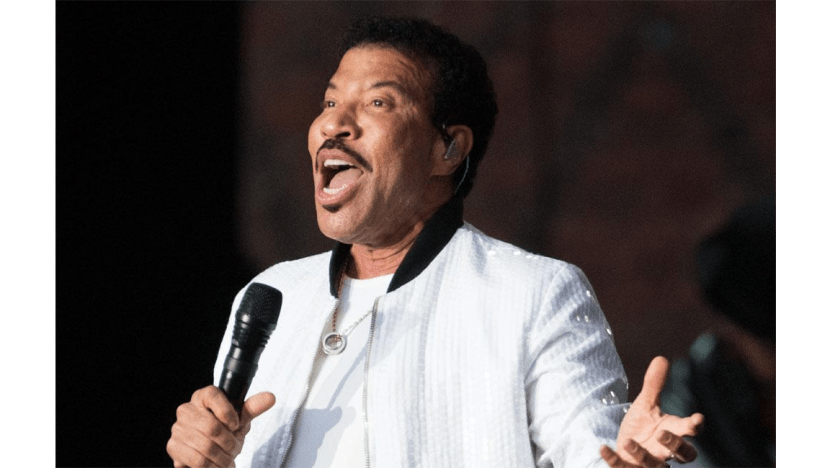 Lionel Richie struggles giving daughters love advice