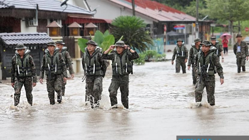 Mersing daerah terbaru terjejas banjir; tiga sungai di Johor melebihi paras bahaya Mersing daerah terbaru terjejas banjir; tiga sungai di Johor melebihi paras bahaya