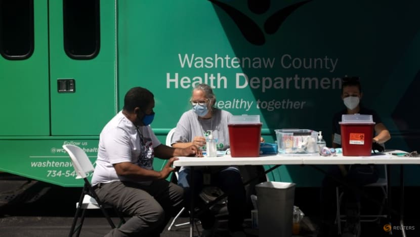 US officials weigh shorter timeline for COVID-19 booster shots: Biden US officials weigh shorter timeline for COVID-19 booster shots: Biden