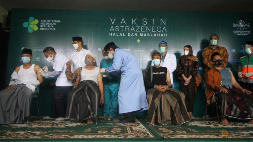Indonesia's rollout of AstraZeneca COVID-19 vaccine underway, despite halal concern Indonesia's rollout of AstraZeneca COVID-19 vaccine underway, despite halal concern
