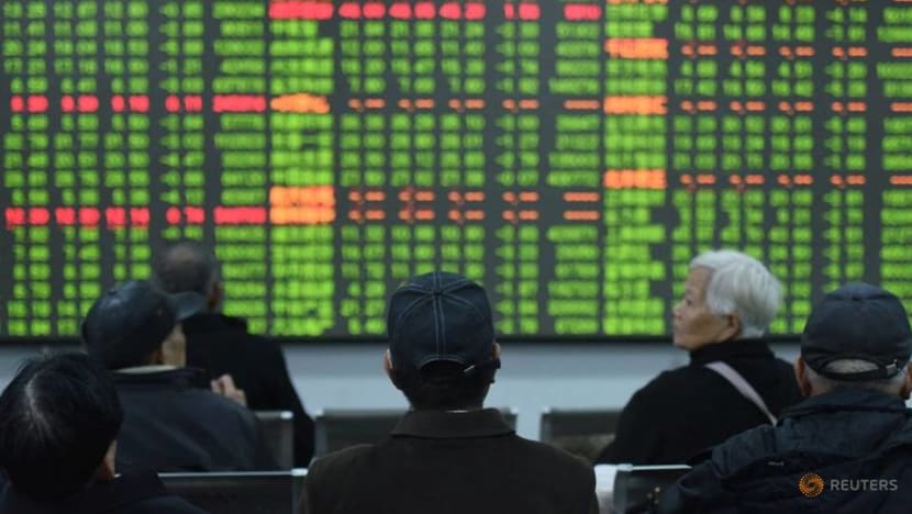 As China's recovery wobbles, economists expect more policy easing As China's recovery wobbles, economists expect more policy easing