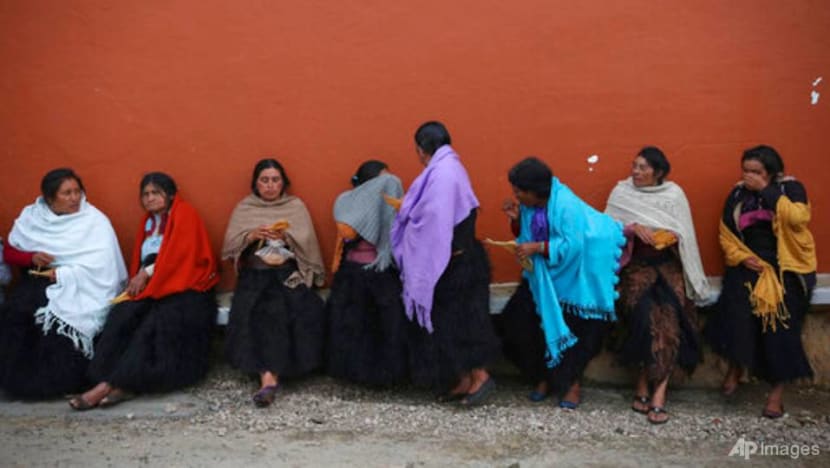 Mexico president downplays sparse turnout in referendum vote Mexico president downplays sparse turnout in referendum vote