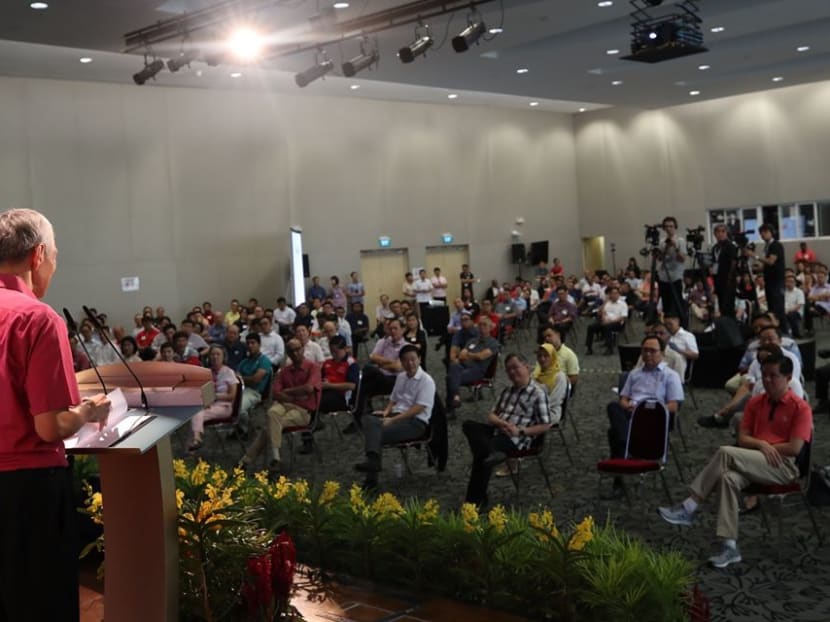 Prime Minister Lee Hsien Loong at a dialogue with grassroots leaders on Saturday (March 14). Photo: MCI