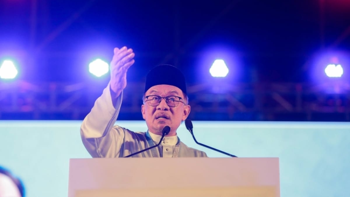 马来西亚总理安瓦尔·易卜拉欣发誓要打击那些利用宗教和种族来挑拨离间的人