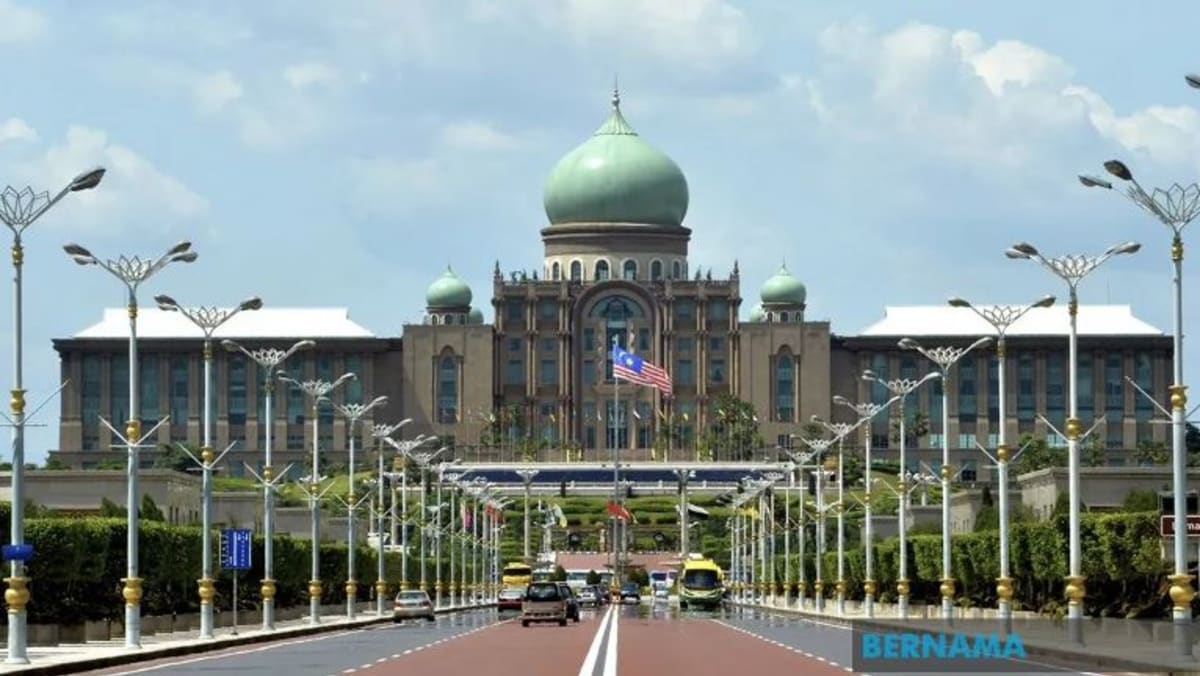 Malaysia akan gandakan defisit untuk biaya pakej rangsangan 