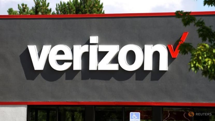 Verizon results beat estimates as 5G push attracts more customers Verizon results beat estimates as 5G push attracts more customers