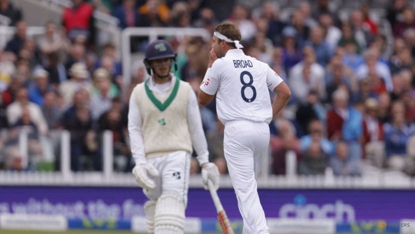 England's Broad takes three early wickets but Ireland dig in